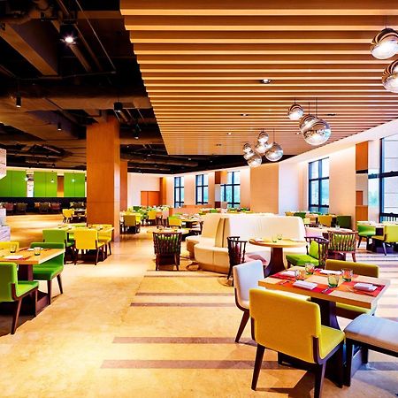 Aloft Dynamic Town Hotel Shenzhen Bagian luar foto