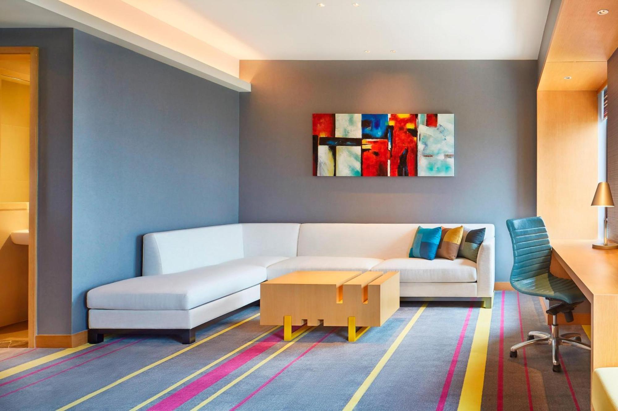 Aloft Dynamic Town Hotel Shenzhen Bagian luar foto
