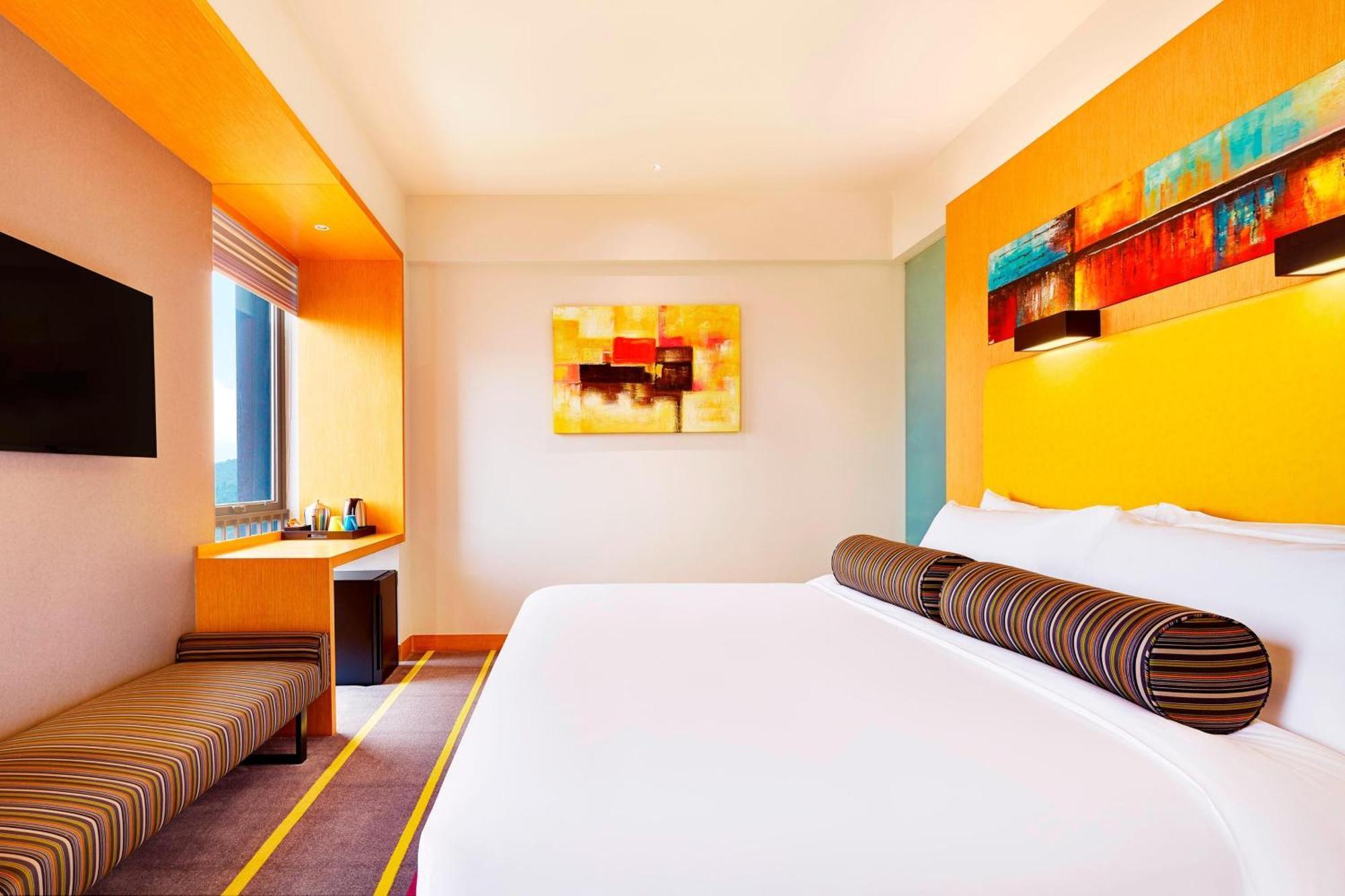 Aloft Dynamic Town Hotel Shenzhen Bagian luar foto