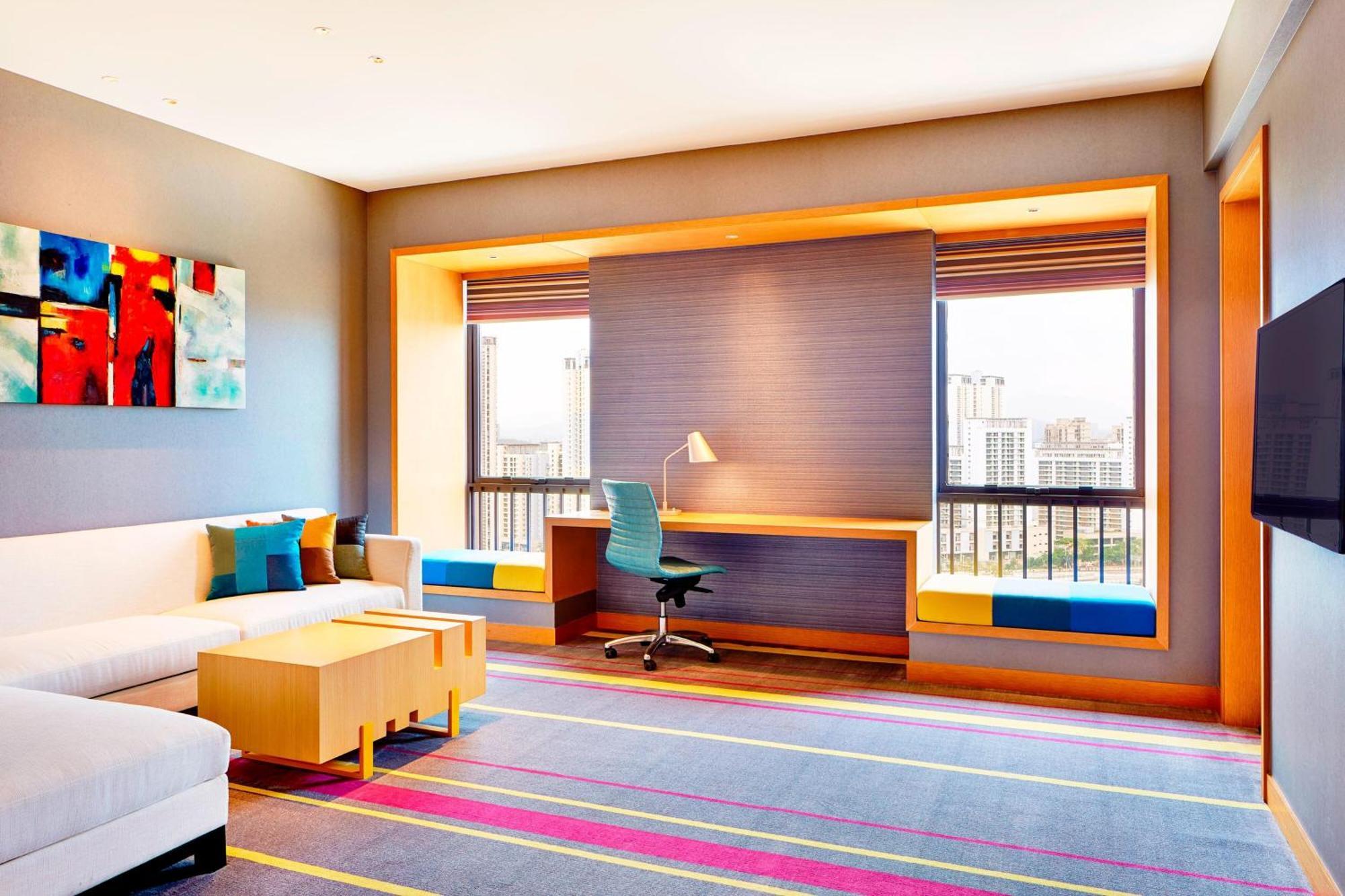 Aloft Dynamic Town Hotel Shenzhen Bagian luar foto